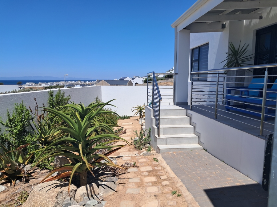 3 Bedroom Property for Sale in Da Gama Bay Western Cape